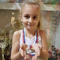 FD, всероссийская сеть детских спортивных школ по художественной гимнастике и спортивной акробатике на Дальневосточном, СПб