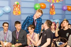 "Успех"