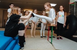 FD, всероссийская сеть детских спортивных школ по художественной гимнастике и спортивной акробатике на Дальневосточном, СПб