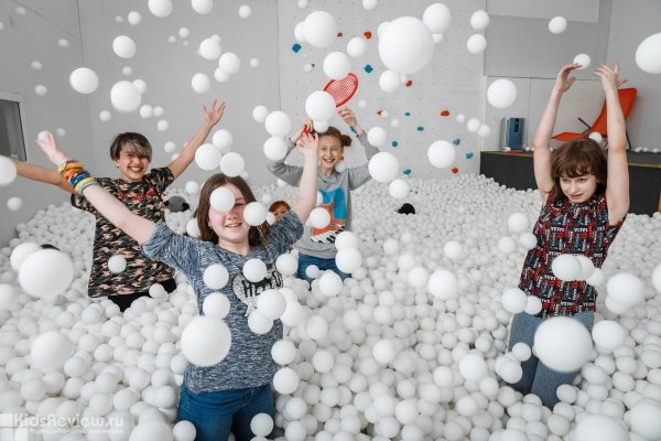 Bubble Dreams, "Бабл Дримс", игротека с сухим бассейном для детей от 3 лет на Обводном, СПб
