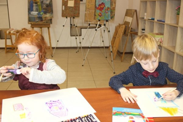 Arty Krafty, "Арти Крафти", художественная мастерская и школа рукоделия для детей от 3 до 14 лет в центре Петербурга