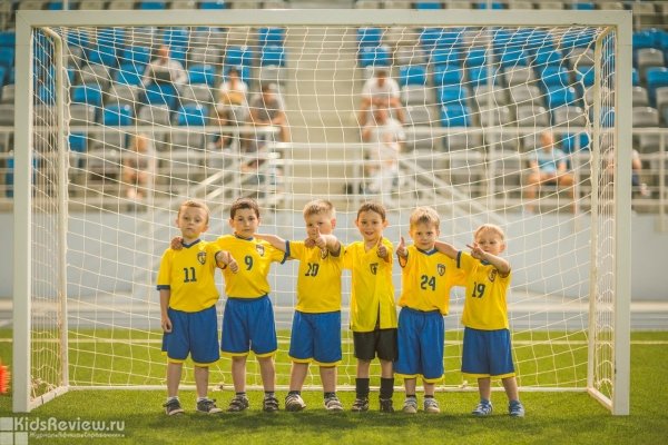 "Юниор - Nova Arena", футбольная школа для детей от 3 до 12 лет на Академической, СПб