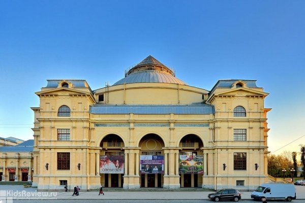 "Мюзик-Холл" в Александровском парке, СПб