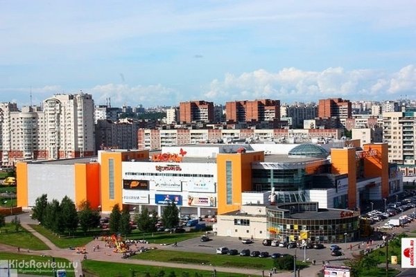 ТРК "Июнь" на Индустриальном проспекте, СПб
