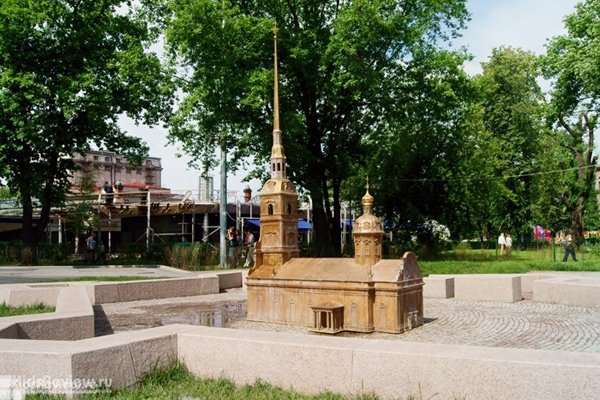 Александровский парк в СПб