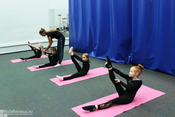 GymBalance на Пилютова, спортивная школа художественной гимнастики для детей от 3 до 7 лет, СПб