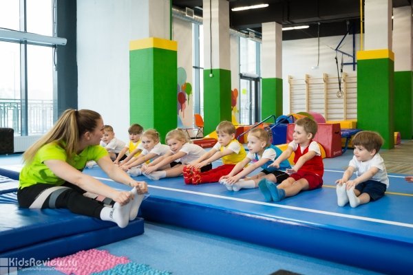KrohaGym, "КрохаДжим", детский гимнастический клуб, гимнастика, акробатика и батут для детей от 1 года до 12 лет на Мебельной в СПб