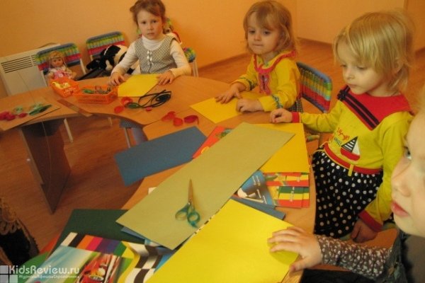 Росток, центр развития ребенка и семьи на Звездной, СПб (закрыт)