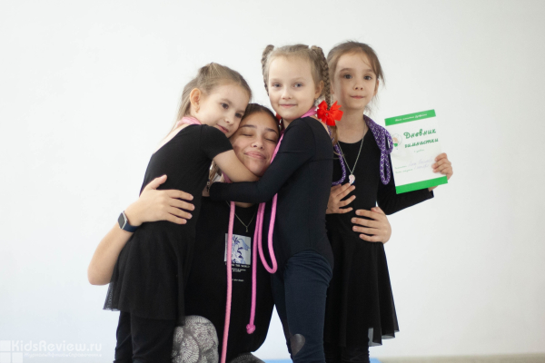 GymBalance на Ладожской, секция художественной гимнастики для детей 3-9 лет, СПб