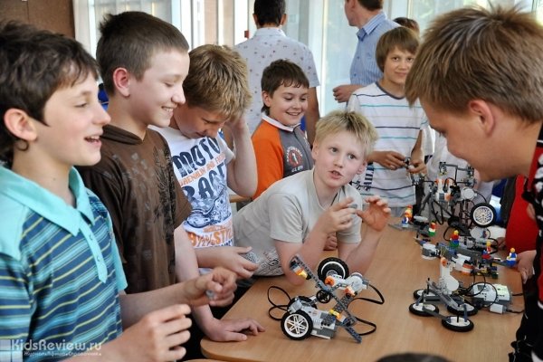 "Роботрек", занятия робототехникой для детей в Колпино, СПб
