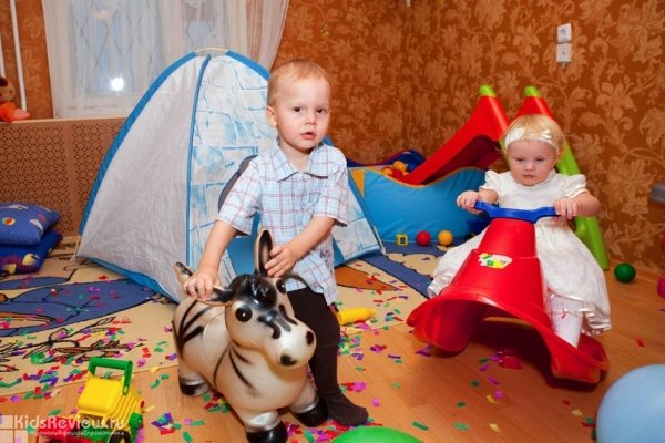 "УМКА", центр раннего развития для детей от 8 месяцев до 6 лет на Парнасе, СПб (закрыт)