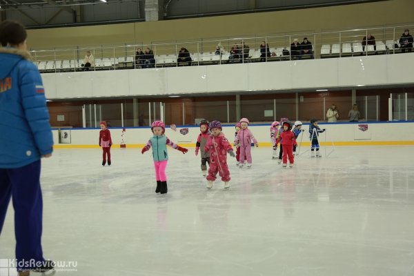 Golden Ice, "Голден Айс", школа фигурного катания для детей от 3 до 10 лет на Ириновском, СПб