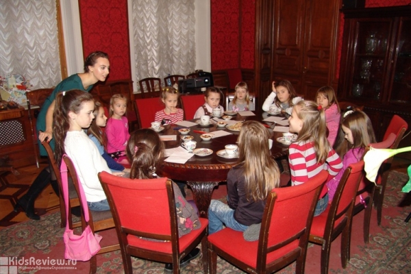 "Стильные классы для юных принцесс", клуб для девочек от 8 лет в Петроградском районе, СПб