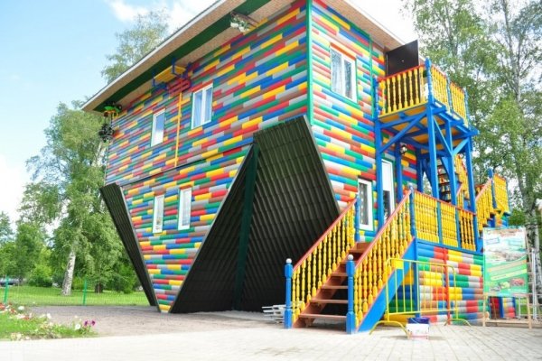 "Дом-Наоборот", аттракцион для детей от 2 лет и взрослых на Крестовском острове, Санкт-Петербург, закрыт