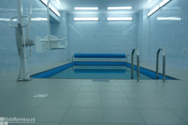 21 век, XXI Век, реабилитационное отделение с бассейном на пр. Энгельса в СПб