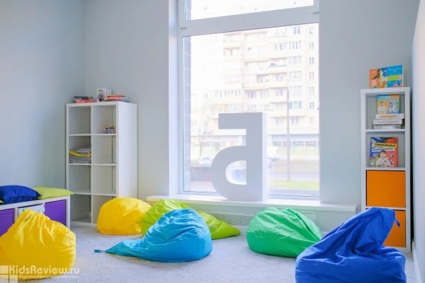 "МиКЭБИ Клуб", развивающий центр, занятия и продлёнка для детей 5-12 лет на Приморской, ВО, СПб