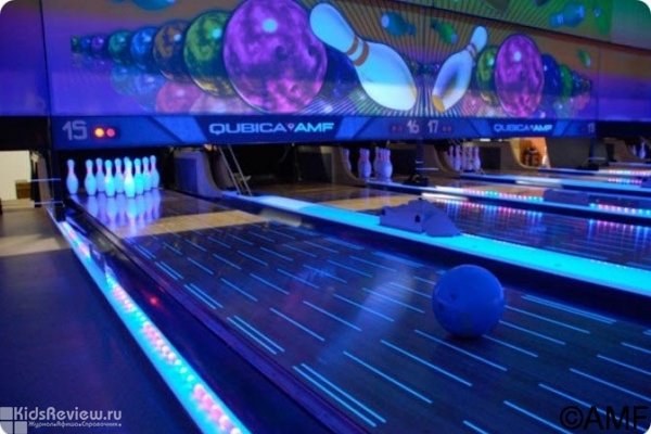 Bowling Show, "Боулинг шоу" в "Континенте" на Стачек, СПб (закрыт)