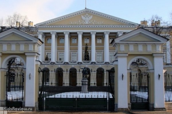 Смольный, историко-мемориальный музей