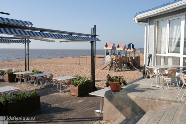 Ресторан "Причал" и отель "Лайнер" в Комарово