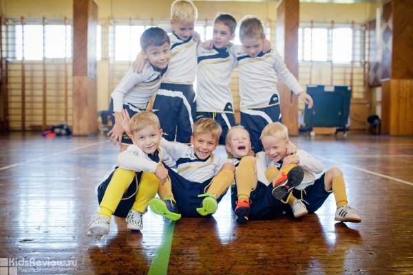 Dream Team, "Дрим Тим", футбол для детей в Санкт-Петербурге, Калининский район