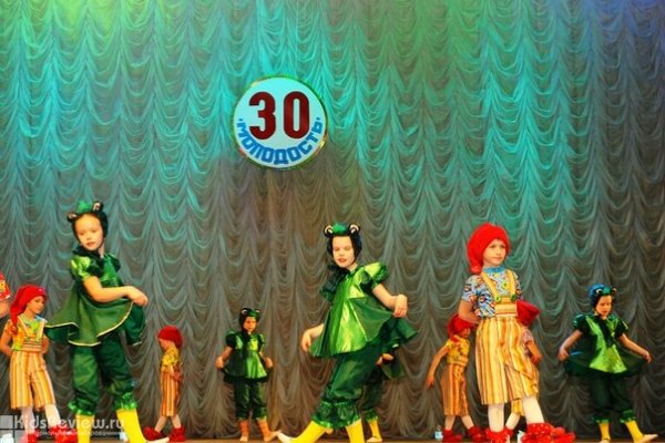 "Молодость", народный коллектив ансамбль танца для детей от 7 до 16 лет в Московском районе СПб, филиал закрыт