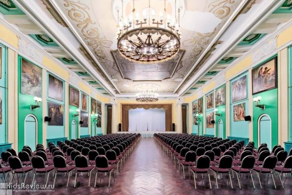 "Васильевский", конгресс-холл, культурно-выставочный центр в Санкт-Петербурге