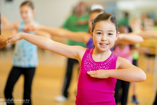 Uragan, центр танца, занятия танцев для детей от 9 лет и взрослых на Восстания, СПб