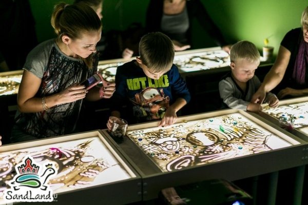 SandLand, студия рисования песком на Старой Деревне, СПб