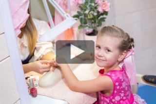 Детский день рождения для девочек от 3 лет в студии красоты “Мастерская принцесс”, СПб, видеоотзыв
