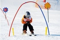 Детские горнолыжные школы Петербурга: где и когда поставить ребенка на горные лыжи?