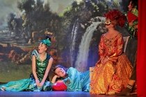 Отзыв о спектакле "Тайна розы без шипов" театра "РазДваТри" в Санкт­-Петербургском театральном центре на Коломенской, Санкт-Петербург